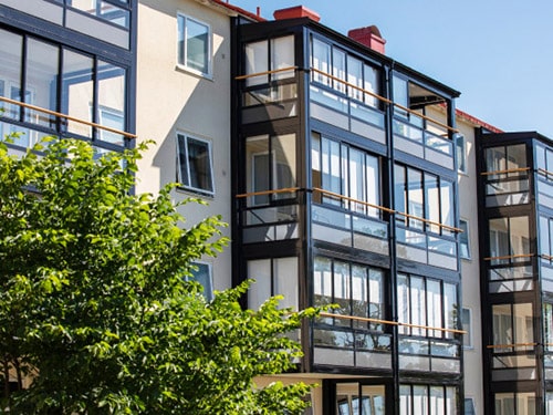 Renovera era balkonger med Balco. Experter på inglasade balkonger. 